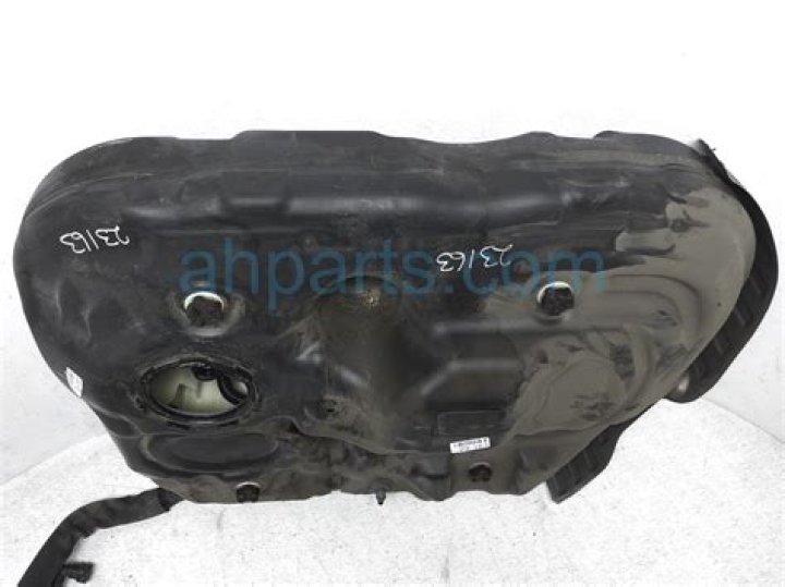 Sunil Narine Net Worth: Details About House, Salary, IPL, Career, Age, Car - SarkariResult