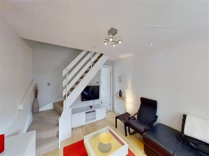 Apex Legends Version 1.000.057 Update: Patch Notes and Enhancements - SarkariResult