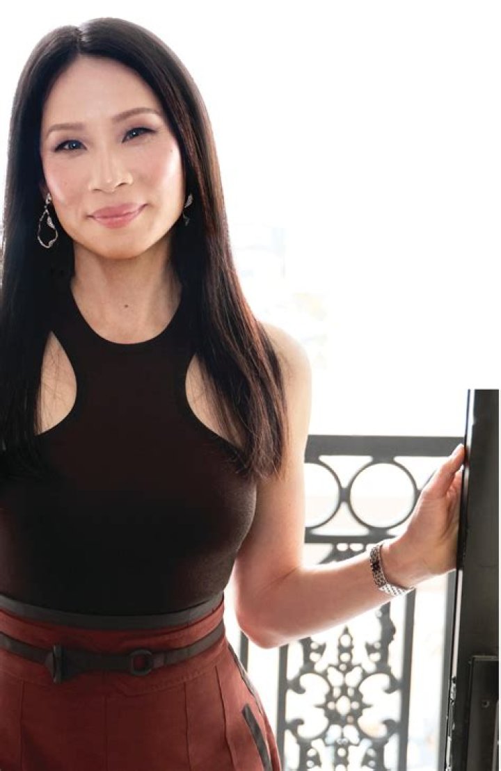 Lucy Liu Height, Weight, Measurements, Bra Size, Shoe Size